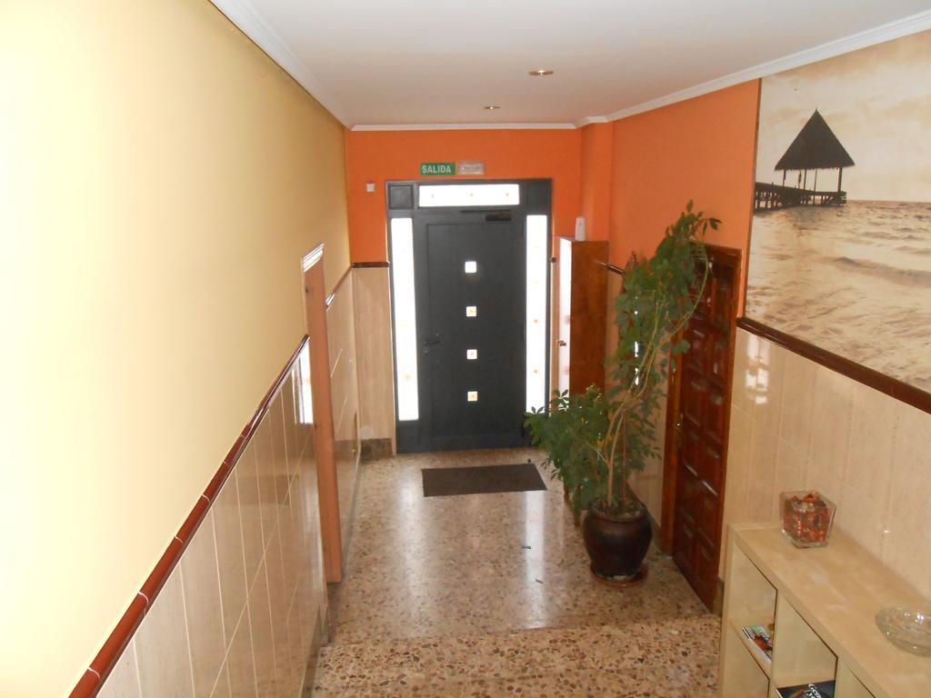 Hostal Restaurante El Abuelo Trobajo Del Camino Buitenkant foto