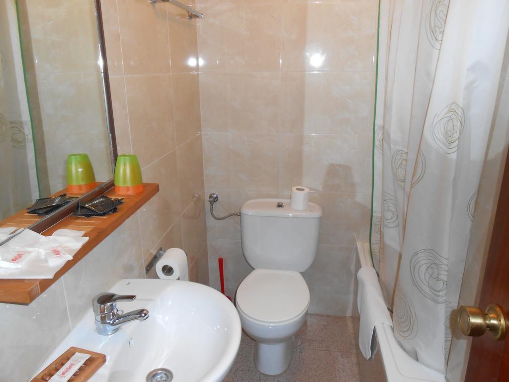 Hostal Restaurante El Abuelo Trobajo Del Camino Kamer foto