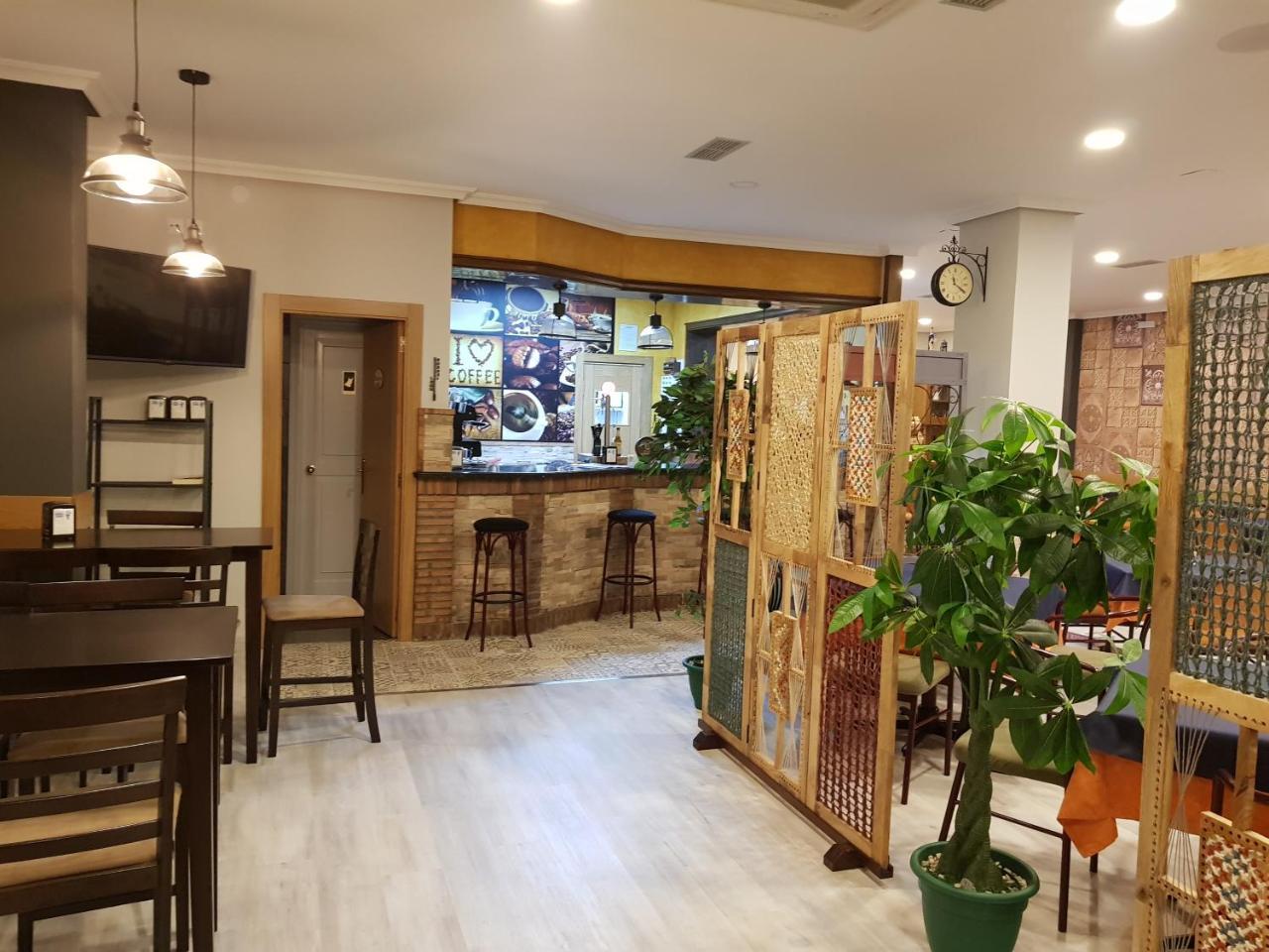 Hostal Restaurante El Abuelo Trobajo Del Camino Buitenkant foto